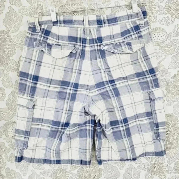 Eddie Bauer Chino Plaid Men's Cargo Shorts Size 32x10 - Picture 2 of 6